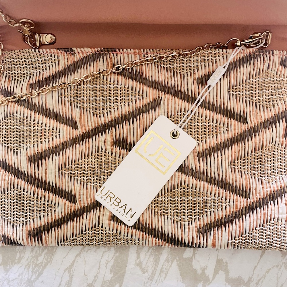 Urban Expressions clutch - Picture 3 of 6